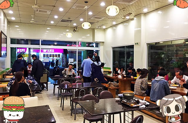 [台南] 養聖齋養生蔬食｜看著豐富菜色跟滷味 肚子更餓了！武聖店