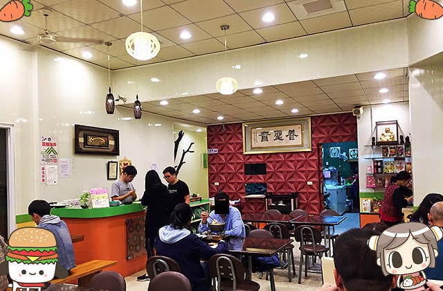 [台南] 養聖齋養生蔬食｜看著豐富菜色跟滷味 肚子更餓了！武聖店