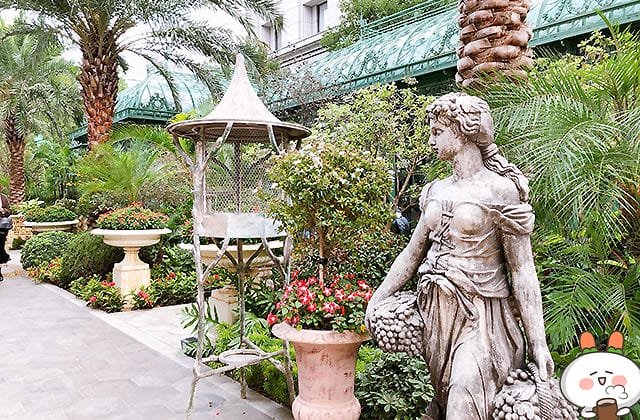 [台北] 極度浪漫 Super XOXO｜浮誇歐風花園 夢幻玻璃屋｜熱門IG打卡景點！大直甜點下午茶（已歇業