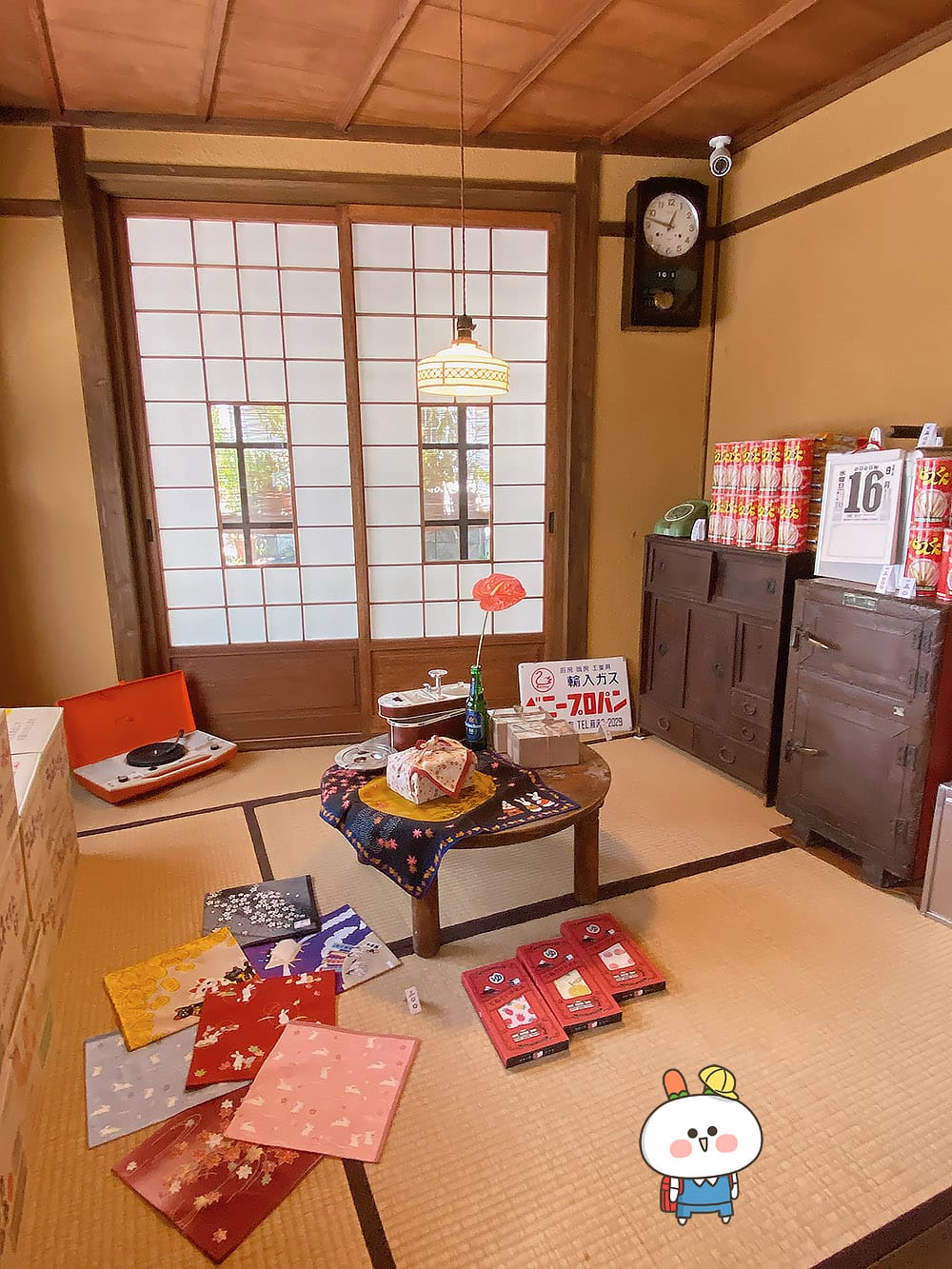 [台南] 昭和雜貨店「桑原商店」日式懷舊復古風情｜人氣甜點霜淇淋 炸甜甜