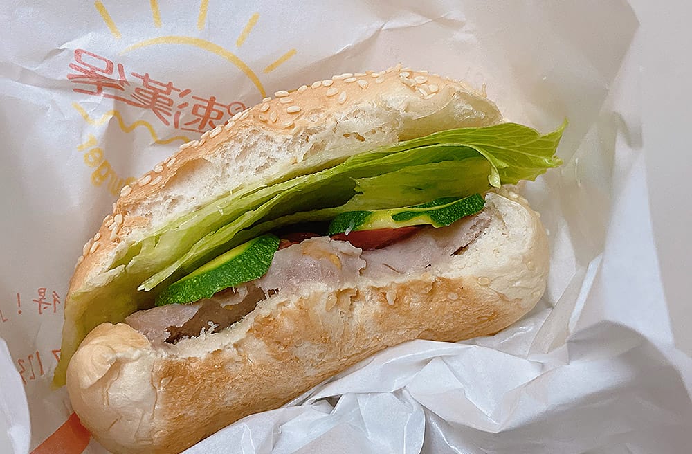 [新北] 巧速漢堡 蔬食漢堡薯條｜從早賣到晚上~營養健康 隨手可得 (已搬家