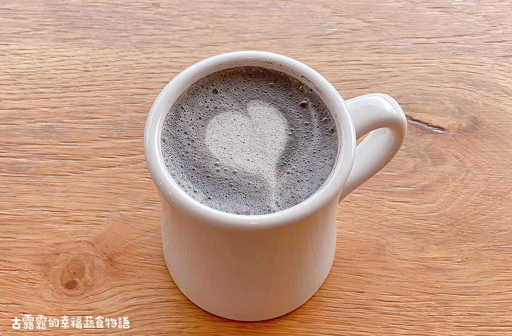 [台北] 純白咖啡館的北門風光｜MKCR 山小孩咖啡｜漫畫食記