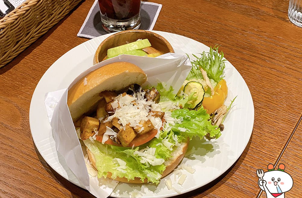 [台北] 來吃一頓文青早午餐｜Q彈貝果堡。好丘good cho’s 信義店｜四四南村