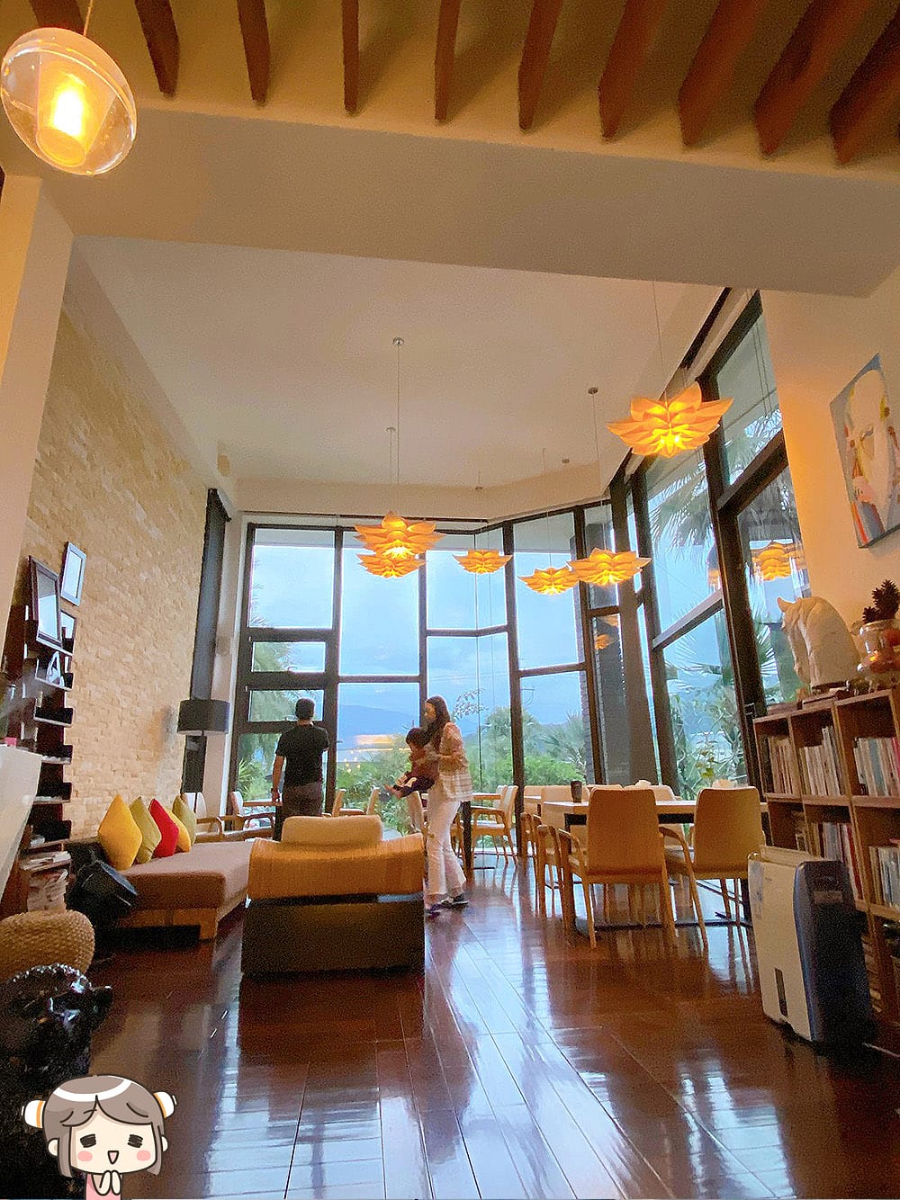 [宜蘭住宿] 稻田中的夢幻玻璃屋 躺著看星星｜水畔星墅時尚會館