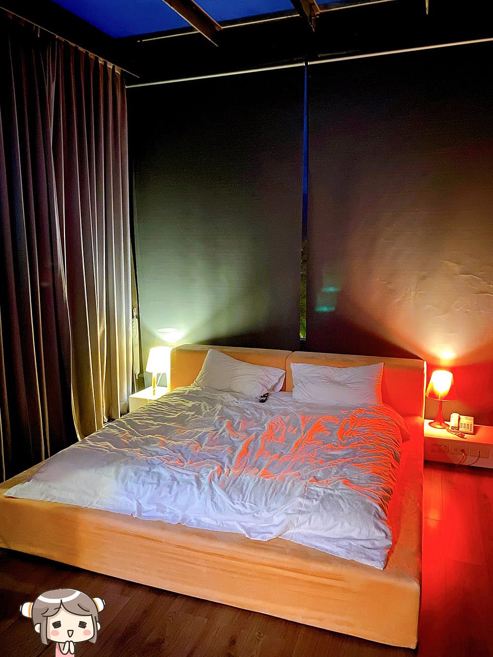 [宜蘭住宿] 稻田中的夢幻玻璃屋 躺著看星星｜水畔星墅時尚會館