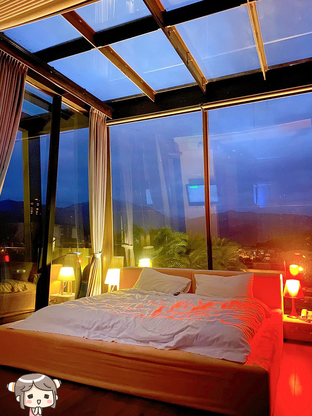 [宜蘭住宿] 稻田中的夢幻玻璃屋 躺著看星星｜水畔星墅時尚會館