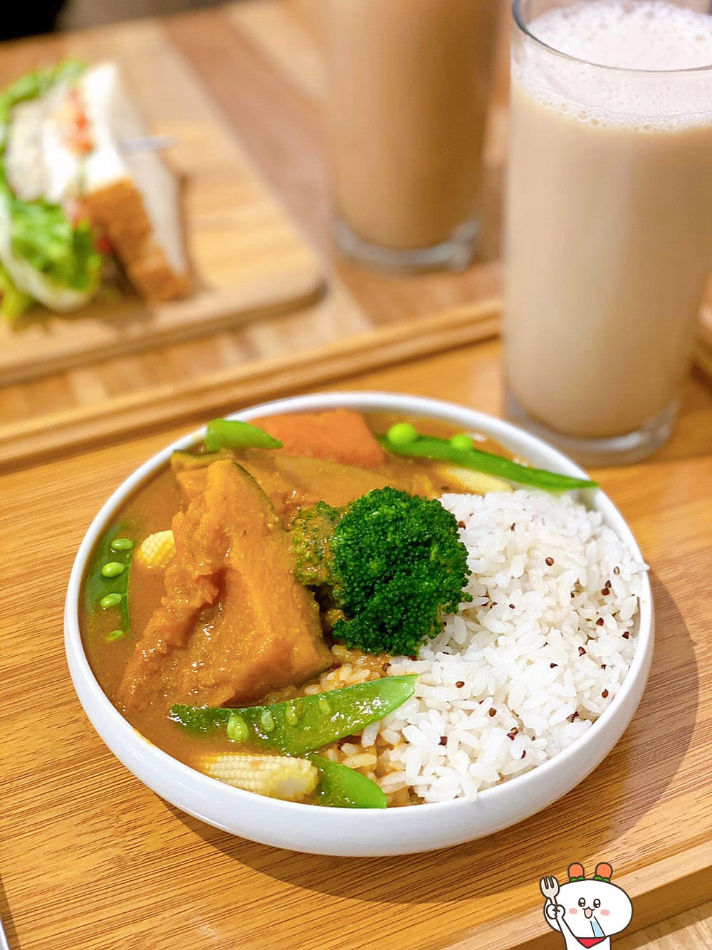 [台中] 文青必訪！半半食室 vegan daily｜老宅風格 純素早午餐