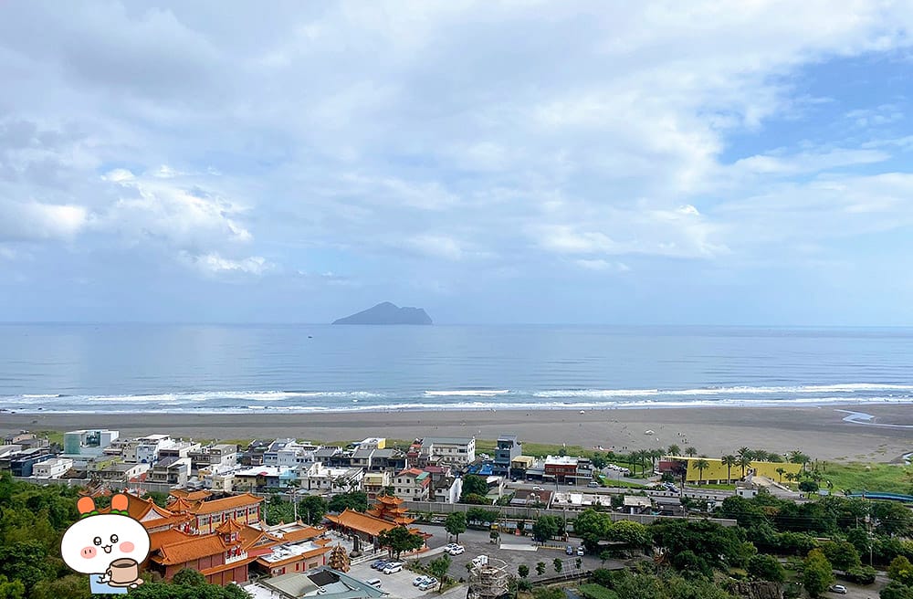 [新北] 蔬食餐點 Mr. Brown Café 伯朗咖啡館｜宜蘭頭城 伯朗咖啡城堡｜眺望龜山島與海景