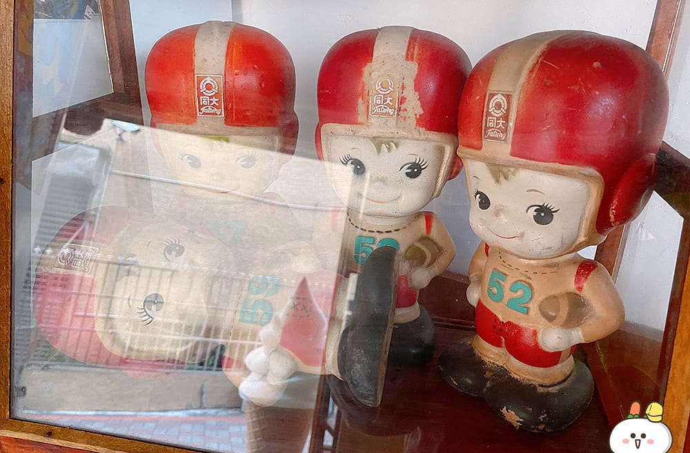 [台南] 老屋蹦出新滋味！「旭峯號之僾果鮮」80年老舊五金行 變身熱門打卡景點