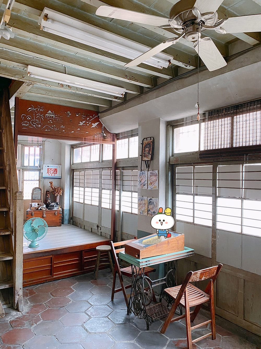 [台南] 老屋蹦出新滋味！「旭峯號之僾果鮮」80年老舊五金行 變身熱門打卡景點