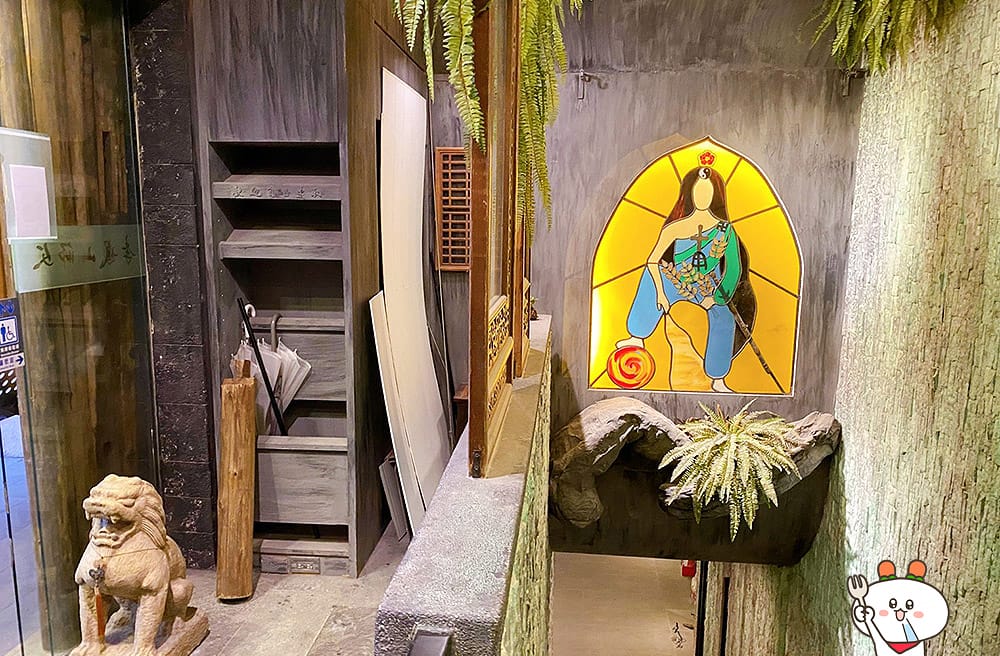 [台北] 素食深夜食堂 – 梅門防空洞｜名副其實的防空洞！古文物 藝術表演