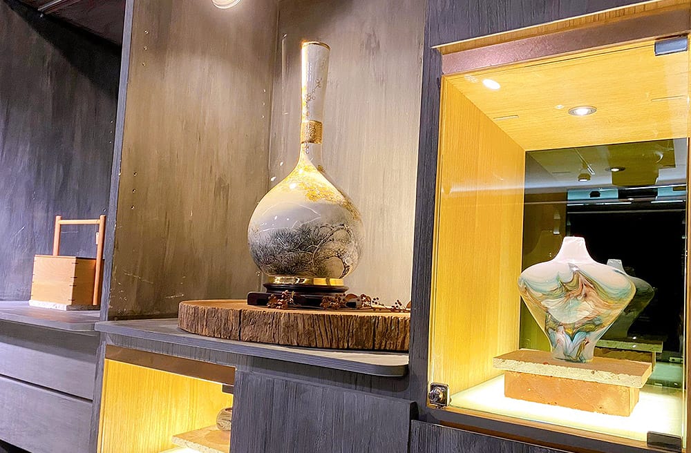 [台北] 素食深夜食堂 – 梅門防空洞｜名副其實的防空洞！古文物 藝術表演