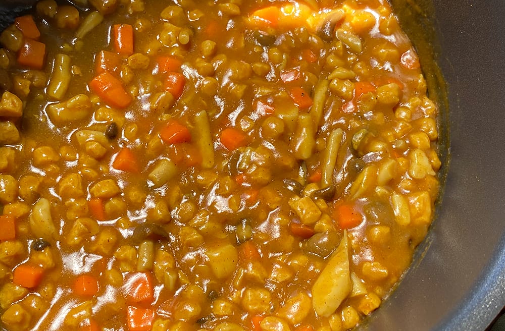 超簡單懶人料理，S&B金牌純素咖哩塊「3種吃法」好過癮！實在太好吃了