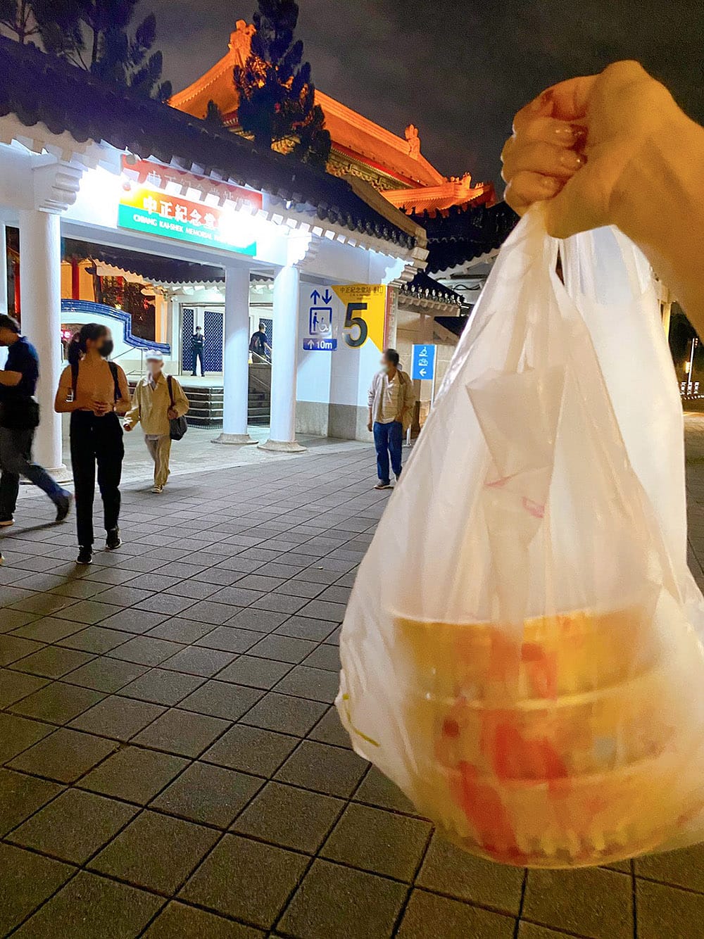 [台北] 素食主義義大利麵｜美食與大提琴交織出美味樂章～仙人走獸雞蛋糕來賣萌