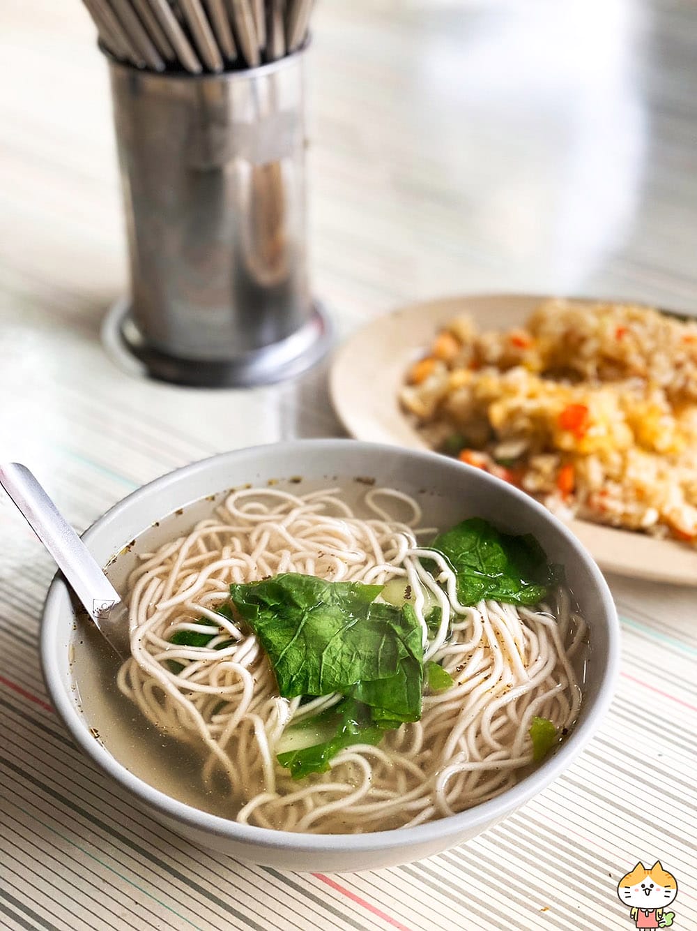 [台北] 隨緣素食｜寧夏夜市裡的熱熱家常料理｜蛋炒飯 陽春麵