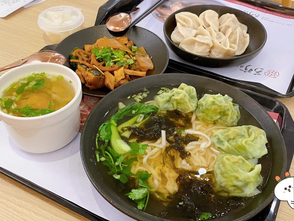 [新北] 芳珍蔬食｜八發雲集煎餃創意呈現，品嚐蔬食新滋味 (芳珍僅剩雲林 台南