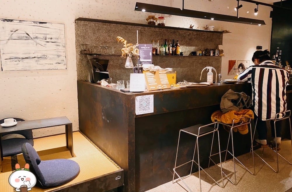 [新北] 慢行生活 留宿咖啡香｜萃行咖啡館 x 快活慢行 hiihubs 民宿
