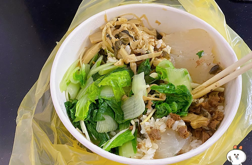 [桃園] 妙觀音素食 桃園站前店｜桃園火車站素食之旅，品嚐飯麵美味