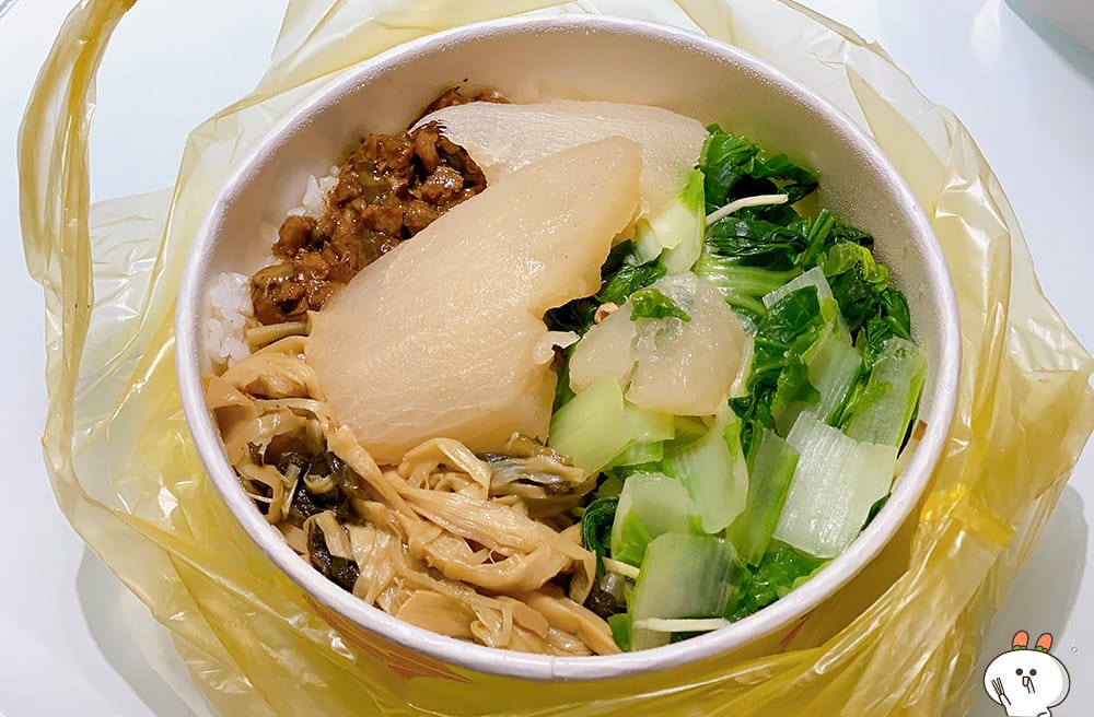 [桃園] 妙觀音素食 桃園站前店｜桃園火車站素食之旅，品嚐飯麵美味