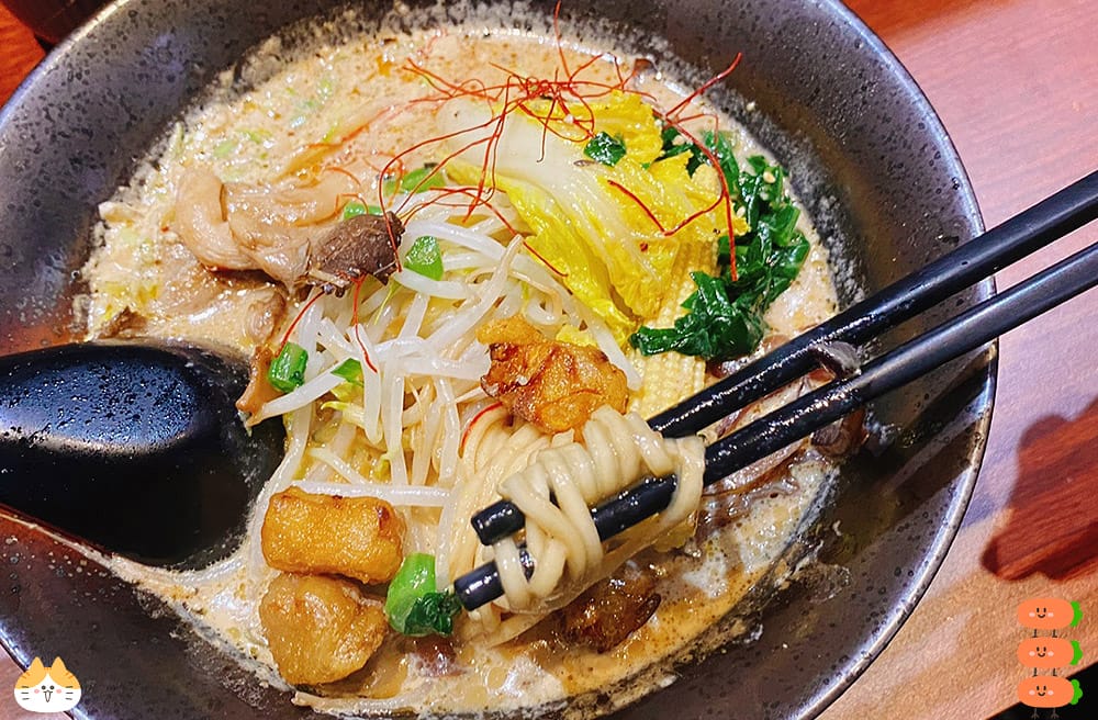 [台北] 多野熊Vegan Ramen｜素食滷肉飯 – 桃膠君侯飯、白湯鹽味拉麵｜蔬食拉麵