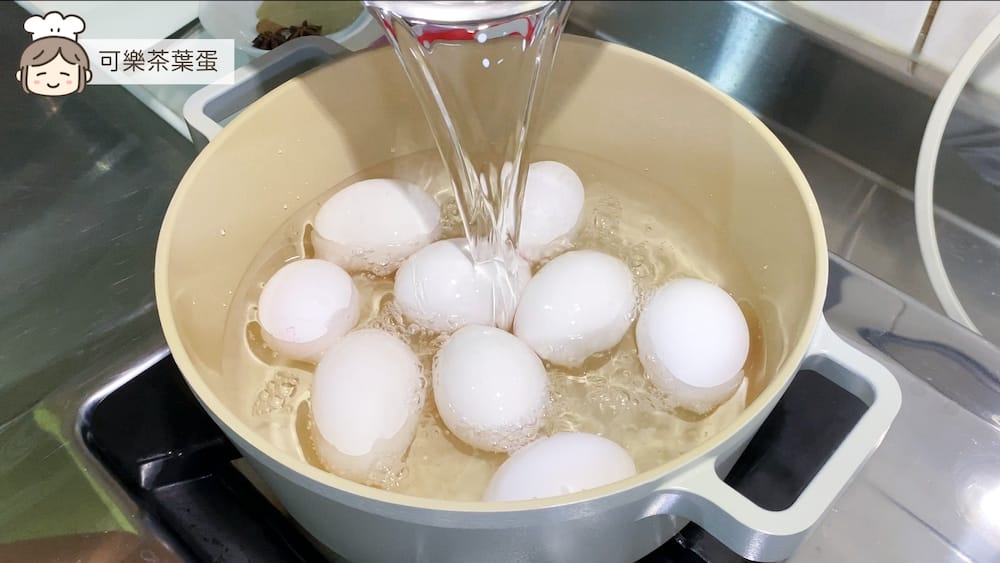 影音｜在家自己做可樂茶葉蛋，紅烏龍茶香與鹹甜滷汁的滋味｜蛋料理