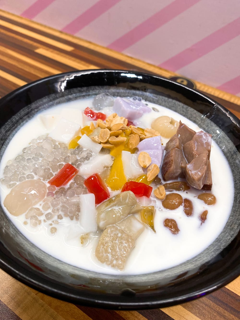 [台北] 越香素食｜台北饒河夜市的越南素食、甜點店｜河粉 摩摩喳喳