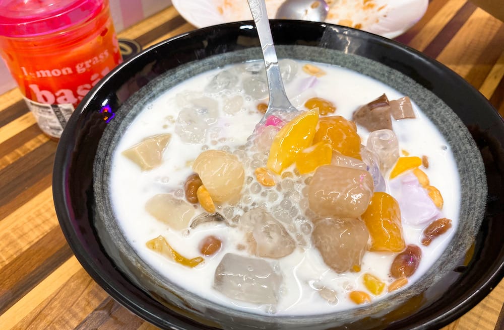 [台北] 越香素食｜台北饒河夜市的越南素食、甜點店｜河粉 摩摩喳喳