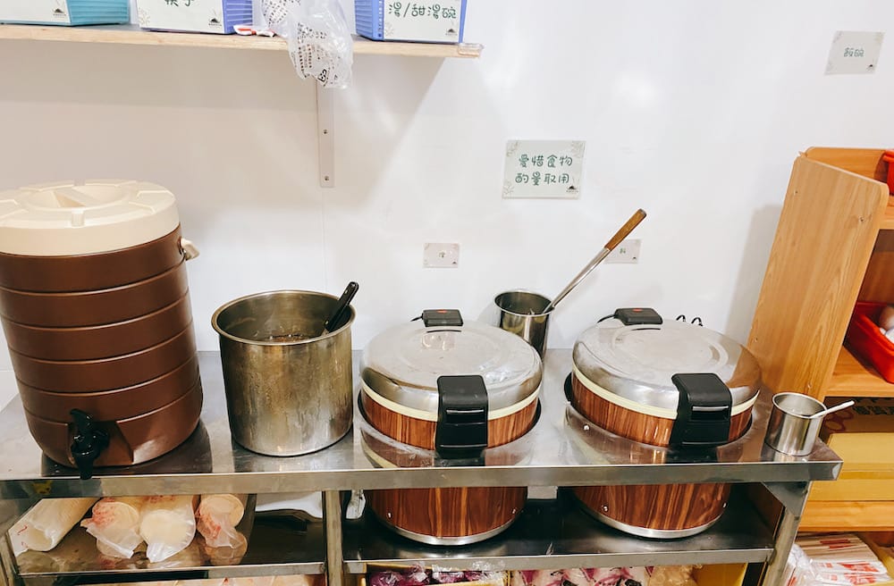 [新北] 毅植鐵板料理｜滋滋作響的素食鐵板料理，和家人一起吃晚餐