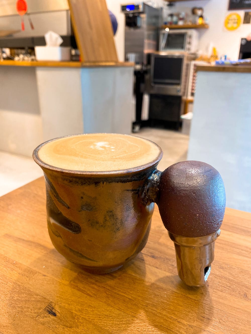 [新北] 咖啡錁Coffee Ké Studio｜藝術與咖啡，當冰淇淋佔據了我的漂浮可可