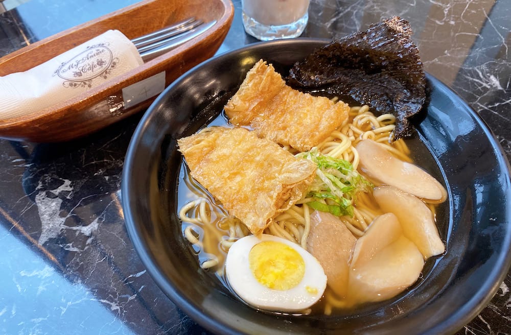 [台北] 亂馬1/2 主題咖啡廳｜MyAnime Café 滿滿回憶的動漫主題餐廳｜蔬食