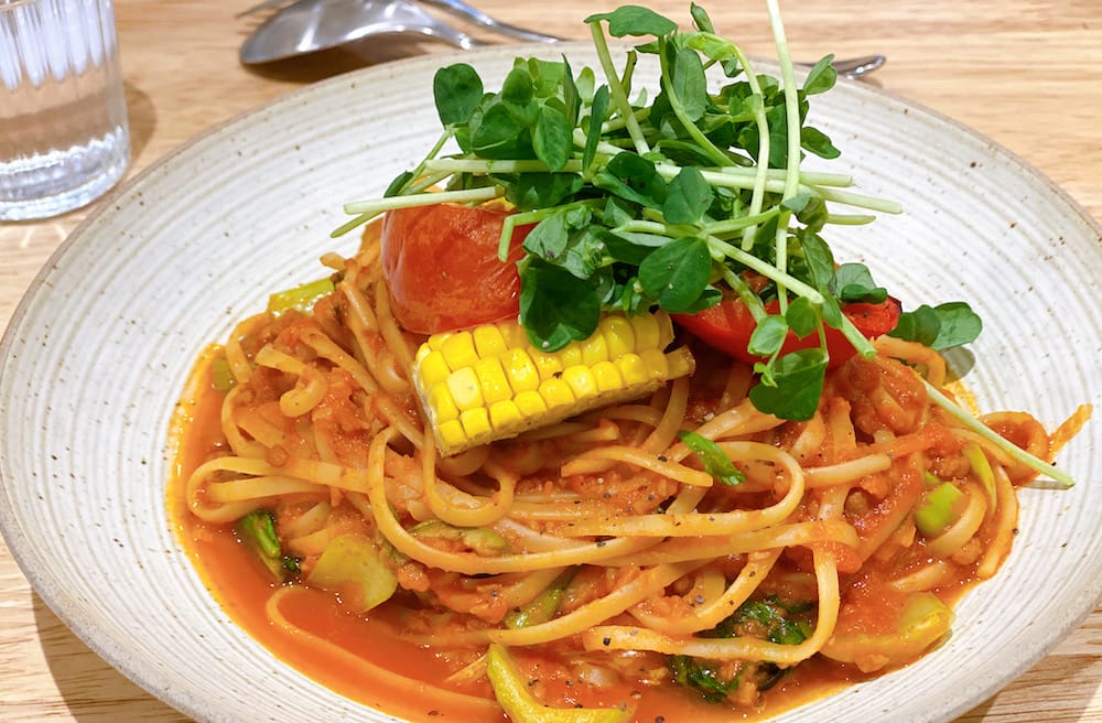 [新北] 沐悅蔬食｜城市角落，溫柔系素食餐廳｜新莊