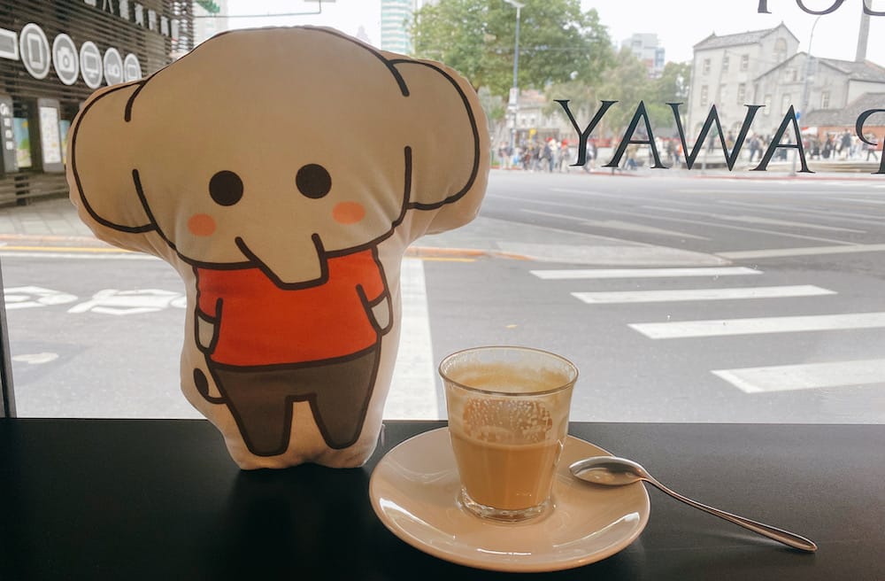 [台北] 華山午後散步｜在紙街咖啡找到寧靜的角落