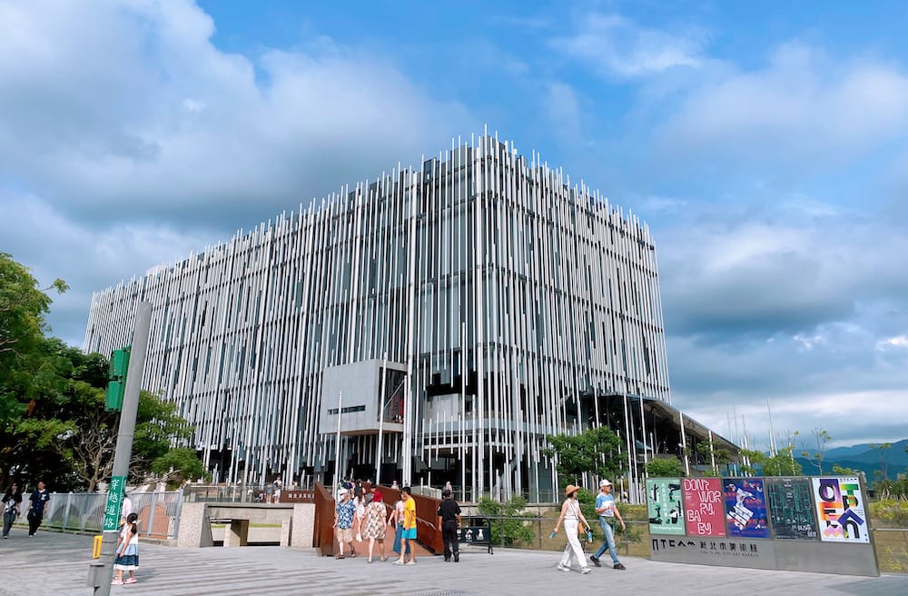 [新北] 綠元素蔬食早午餐｜素神戶牛排鐵板麵，吃飽逛鶯歌老街，星巴克特色門市