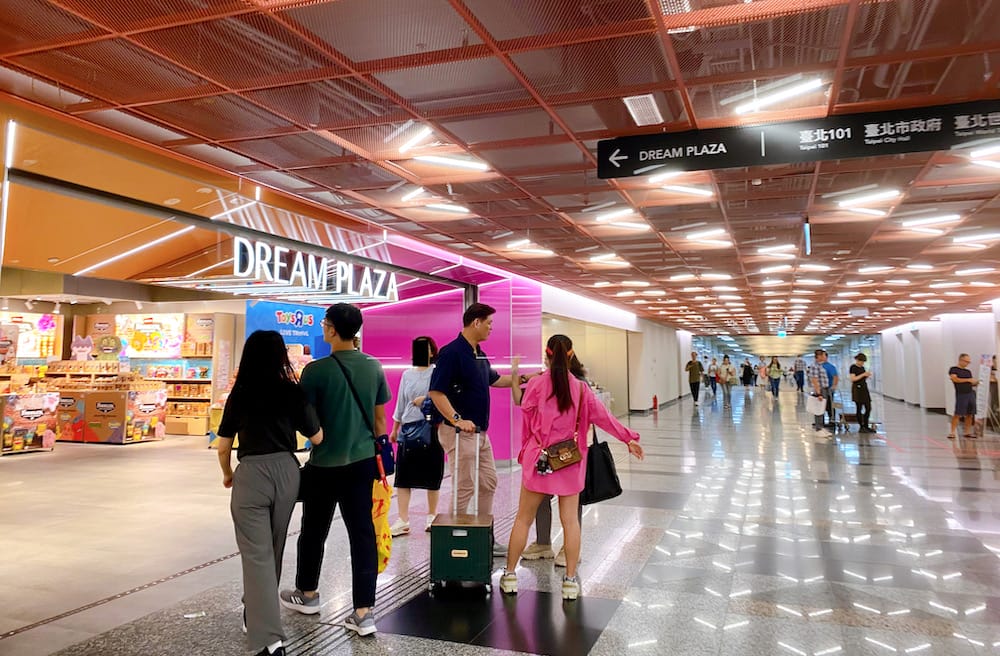 [台北] Yache 韓式蔬食信義店，一個人也能好好吃頓韓式蔬食｜Dream Plaza