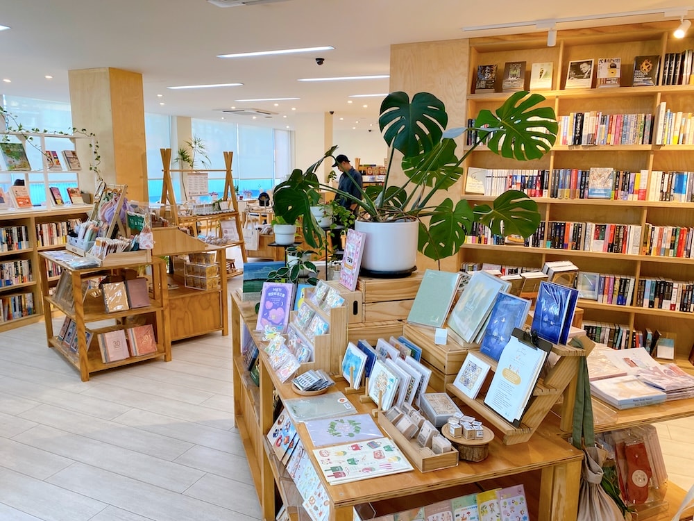 [台北] Reeds Coffee & Bakery｜咖啡與書香間，一個寧靜的午後