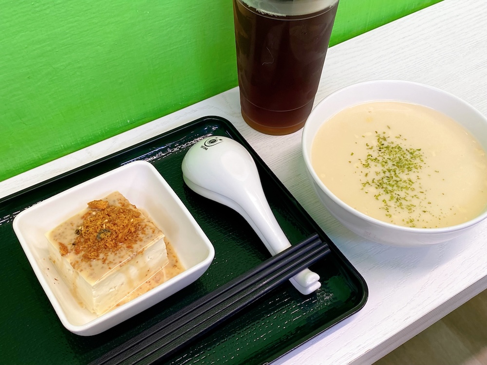 [台北] 蔬葉無敵家｜西門町逛街順路吃，紅燒牛肉麵湯頭超讚